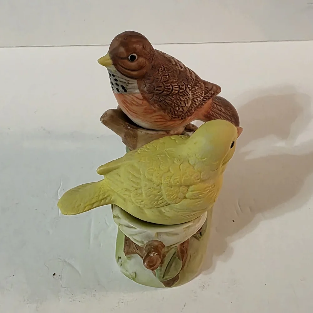 Vtg Birds On Nest Salt Pepper Shaker Set #244